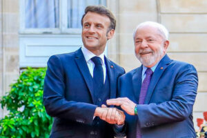Em Paris, Lula reafirma meta de zerar desmatamento na Amazônia até 2030